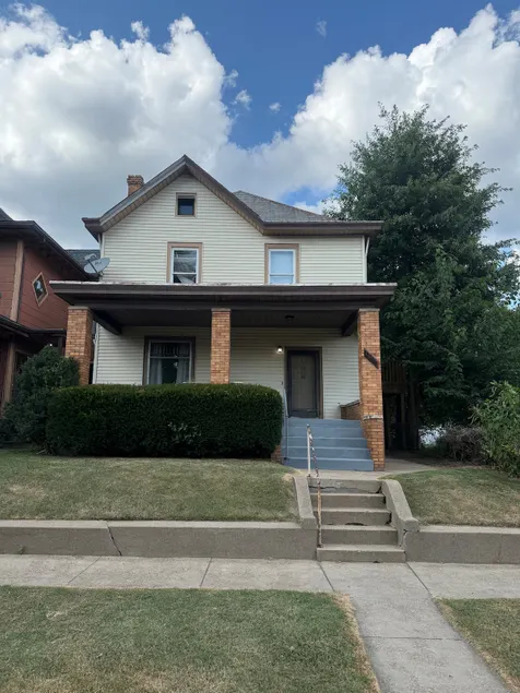 Hilltop Apartment - Image 1