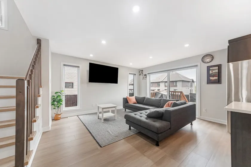 Bright & Spacious 4BR Home Near Ottawa | Sleeps 8 - Image 1