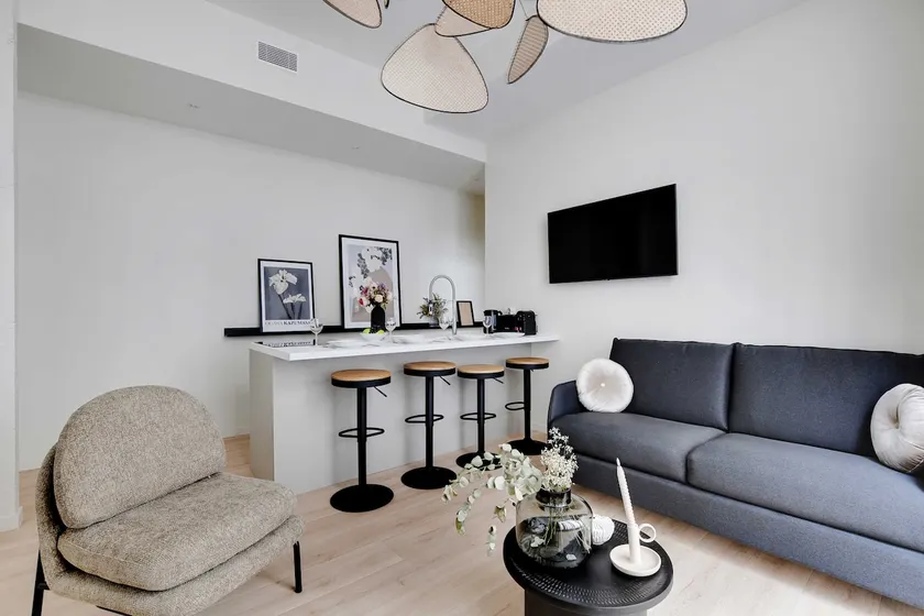 Modern Apartment - 2BR-6P - Eiffel Tower - Image 1
