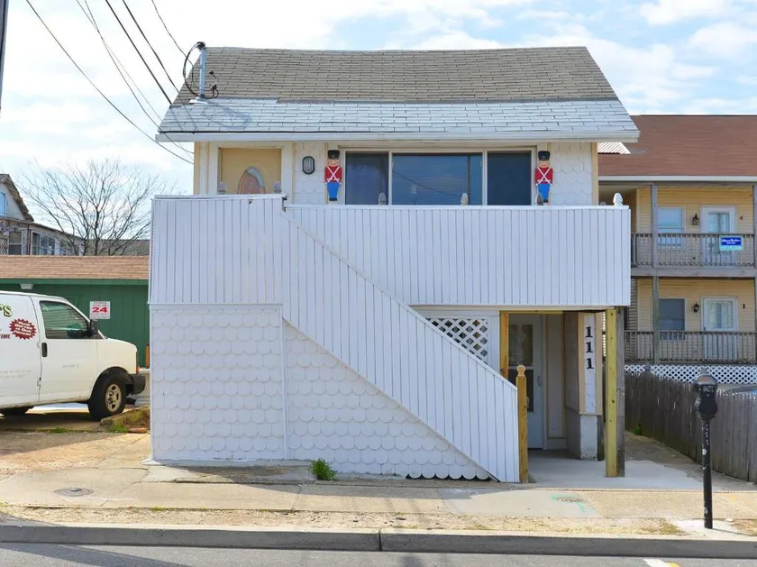 Shore Beach Houses - 111 Lincoln Ave - Image 1