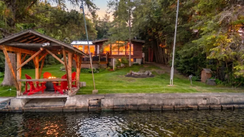Lakefront 3BR with Dock, Gazebo & BBQ Deck - Image 1
