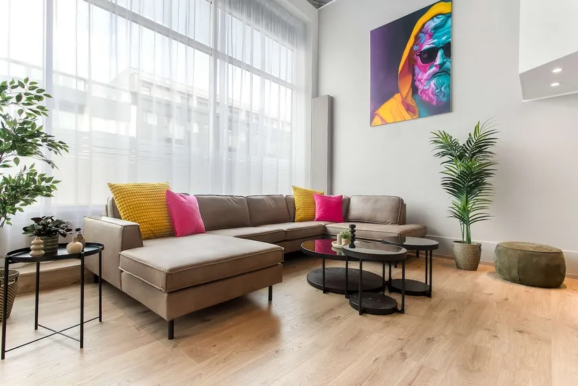 Loft 21 - Stylish Five Bedroom Apartment by Heimaleiga - Image 1