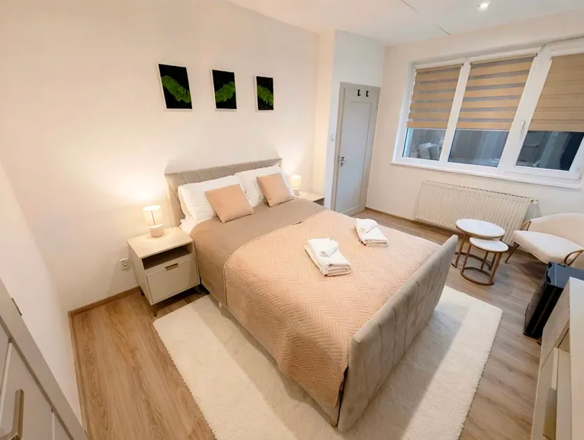 Axiom Suites - Astra 1 - Image 1