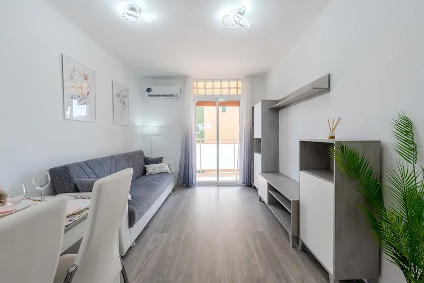 Sea Breeze Premium Beach Design Comfort•30 min BCN - Image 1