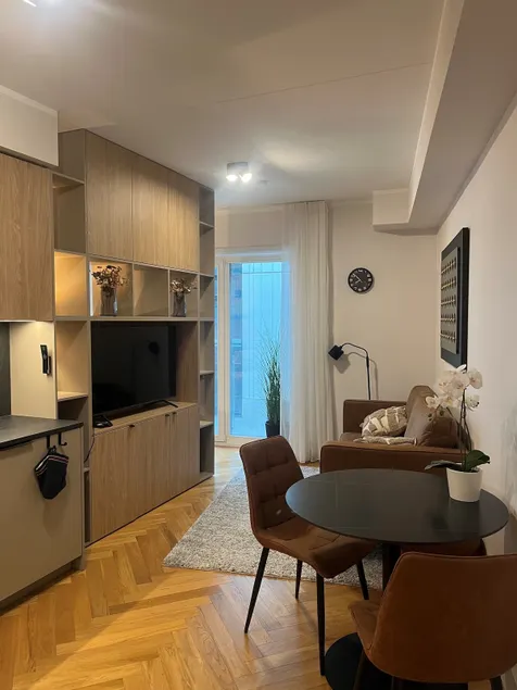 A small, cozy apartment located in the city center by the River Emajõgi - Image 1