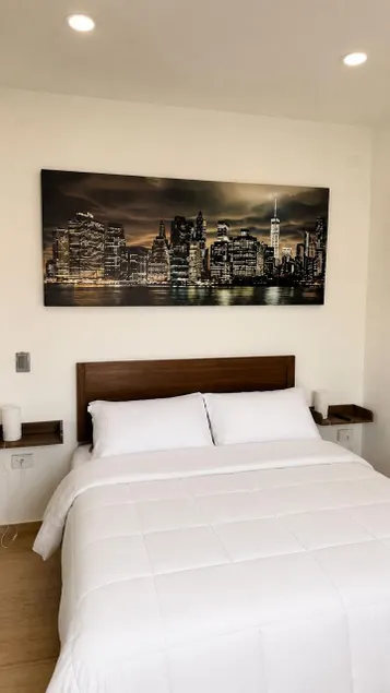 Premium Suite | Private and Safe | Pool, Roof, Wi-Fi - Image 1
