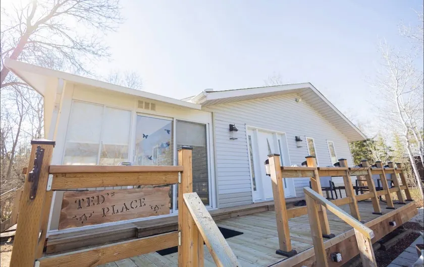 Lakeview Escape at Gimli by Guest Expertise - Image 1