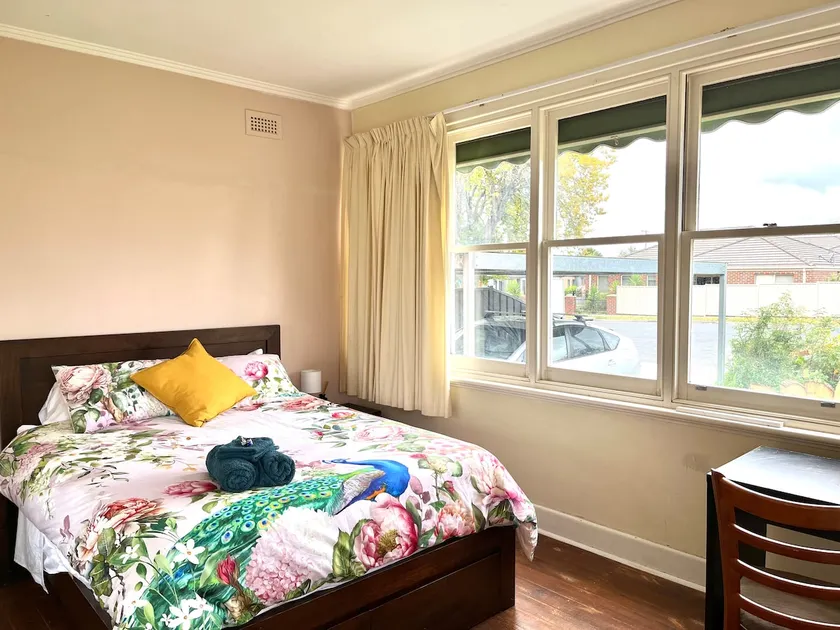 Ararat Art House – Warm, Cosy & Memorable - Image 1