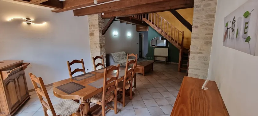 Country cottage, house with character near the lake - Image 1