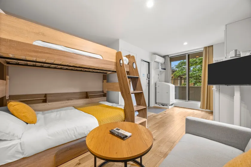 5 Minute Walk from Nishi Shinjuku Gochome Station - Image 1