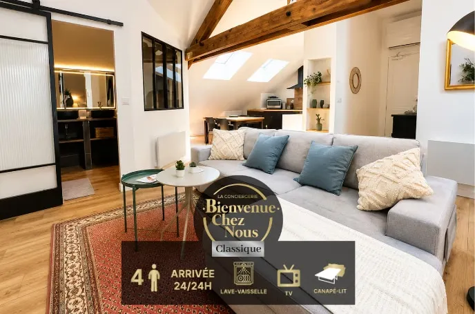 Bright, air-conditioned loft with unique character - Image 1