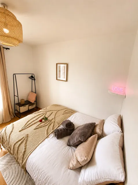 Romantic Night & Open Shower • Centre-Plage - Image 1
