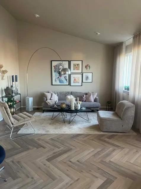 Spacious house 5 minutes from the airport - Image 1