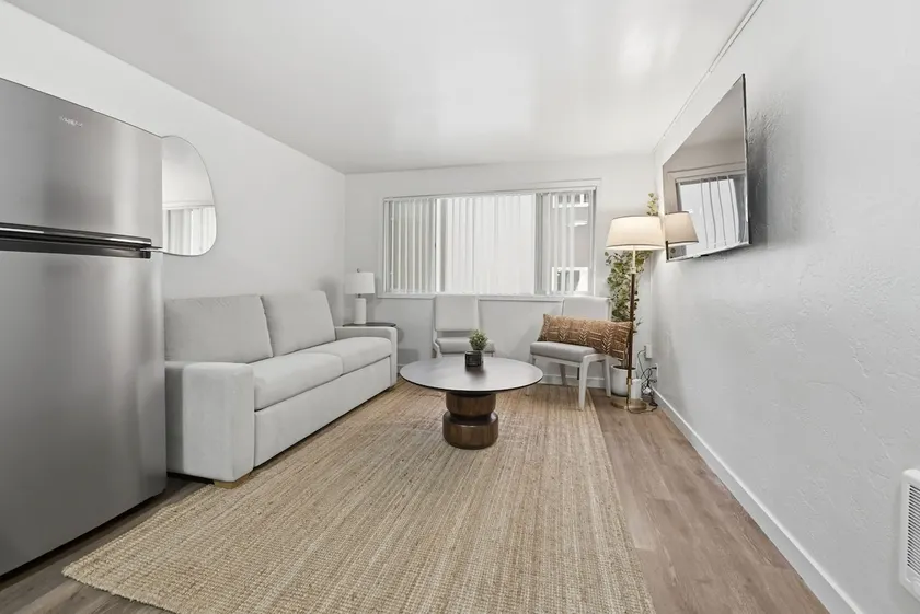 Fresh Remodel Near UO & Hayward Field - Image 1