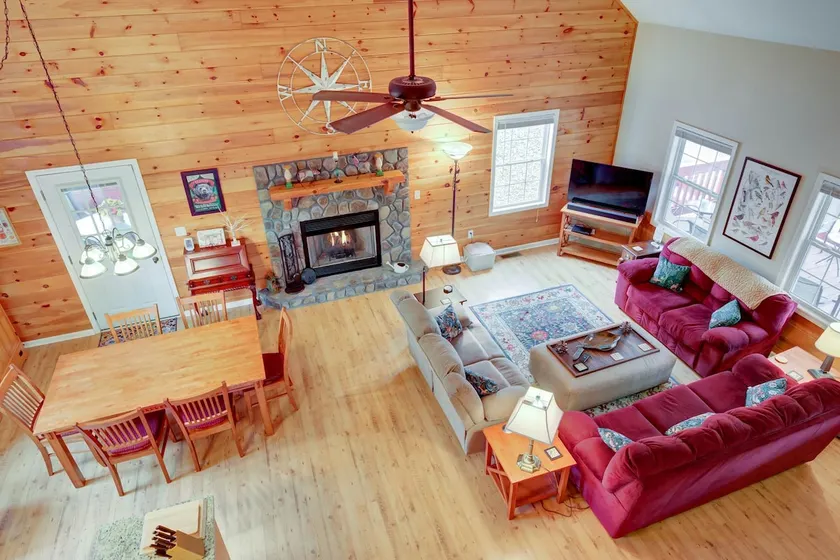 Deer Hollow Sautee Cabin - Image 1