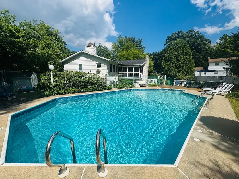 Indoor & Outdoor Pool Family Retreat Near Saratoga - Image 1
