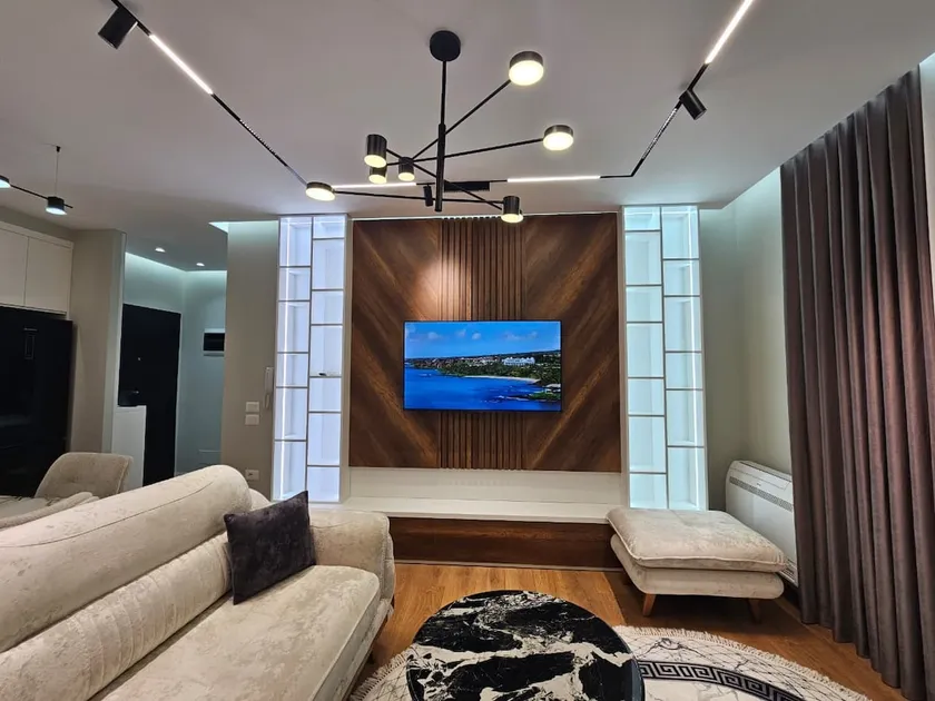 Amelia Luxury Apartments 3 Fier - Image 1