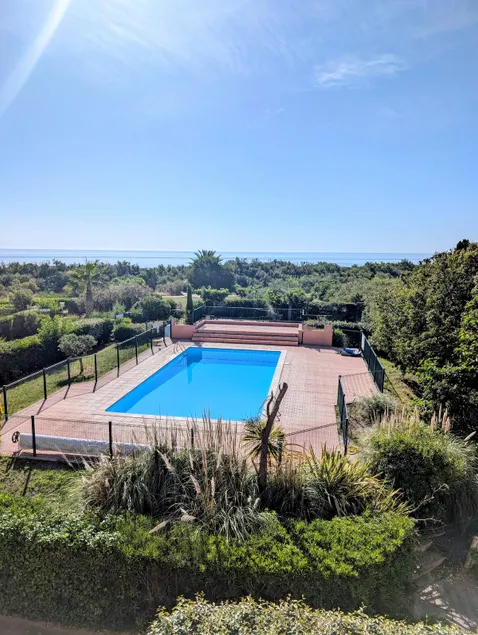 Sea view • Swimming pool and terrace • Beach 25 m - Image 1