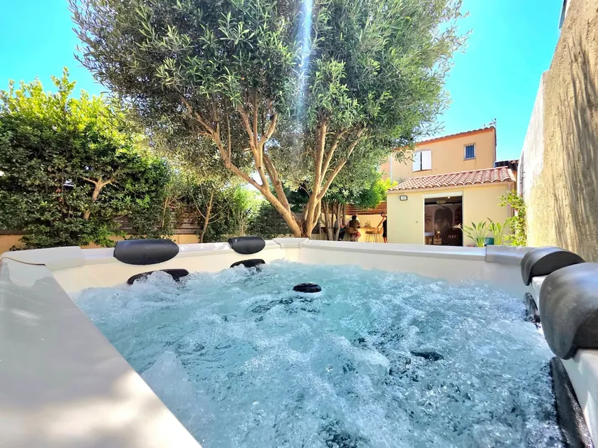 Villa Flamingo - Grand Confort 10 pers & Jacuzzi - Image 1