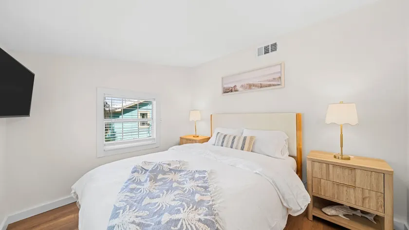 Historic St Andrews Coastal Bungalow - Image 1