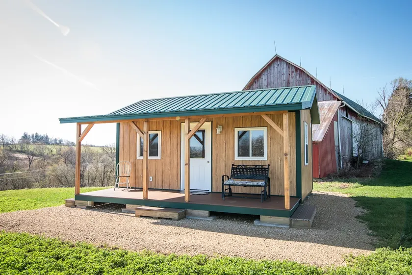 Vista View Mini Cabin | Porch Views & Cozy Loft - Image 1