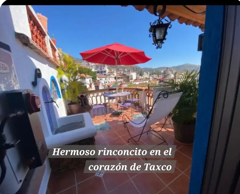 “El Farolito de Fer” in Taxco de mis Amores - Image 1