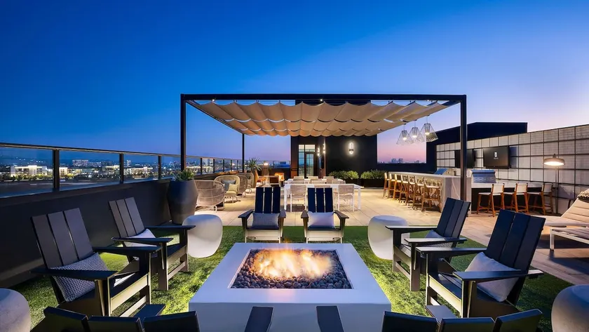 New 2-Bed Apartment with Premium Amenities in OC! - Image 1