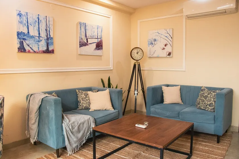 403 | Garden Balcony 1BHK | Golf Course Rd | - Image 1