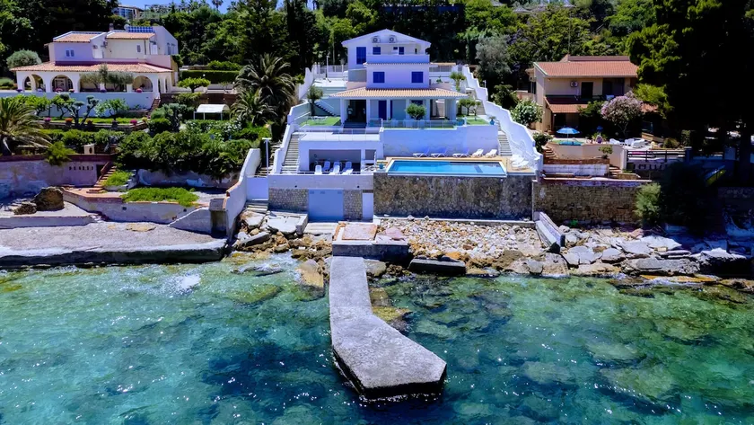 Hamman Villa Residence · Shared Pool & Sea Access - Image 1