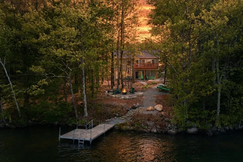 Lakefront Escape | Dock + Kayaks | Manning Lake - Image 1