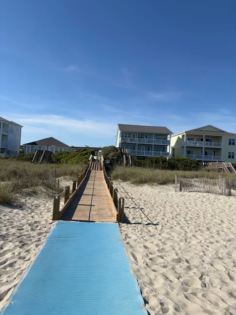 G@G Beach House - Image 1