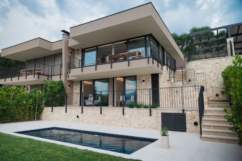 Villa Horizon Private Pool & Lake View Home Cinema Garda Dream Prestige - Image 1