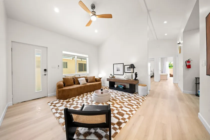 Little Taipei 4BR House | Sleeps 8 | Pet OK - Image 1