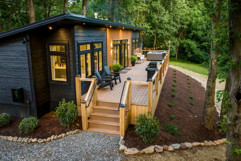 The Hideaway: hot-tub+Fire-pit+E-Bikes+Secluded - Image 1