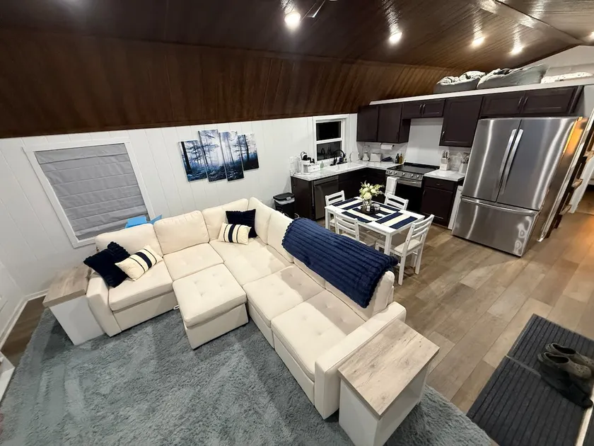 Paradise Hideaway - Image 1