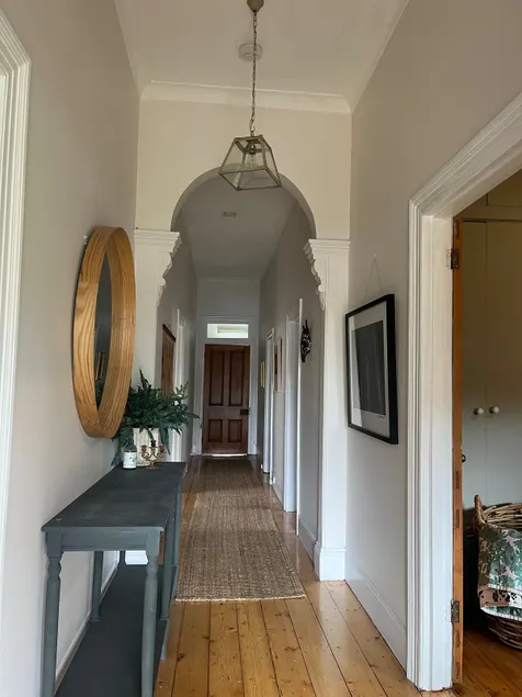 Lakeside Character Home | 3 bedrooms | 2 bathrooms - Image 1