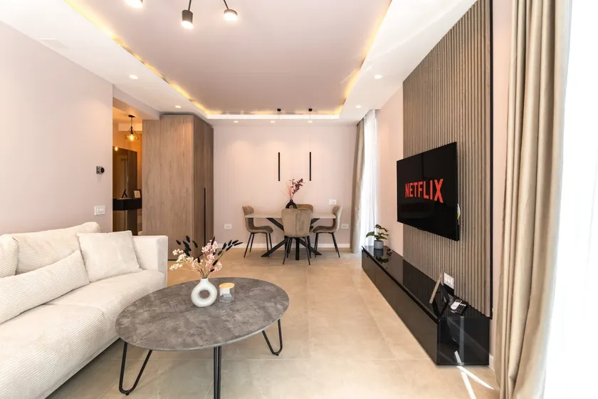 MoHost Alex 2 | Comfort meets modern living - Image 1