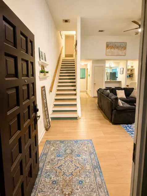 Modern 3 Story Home 9 Min to DFW w King Suite Pool - Image 1