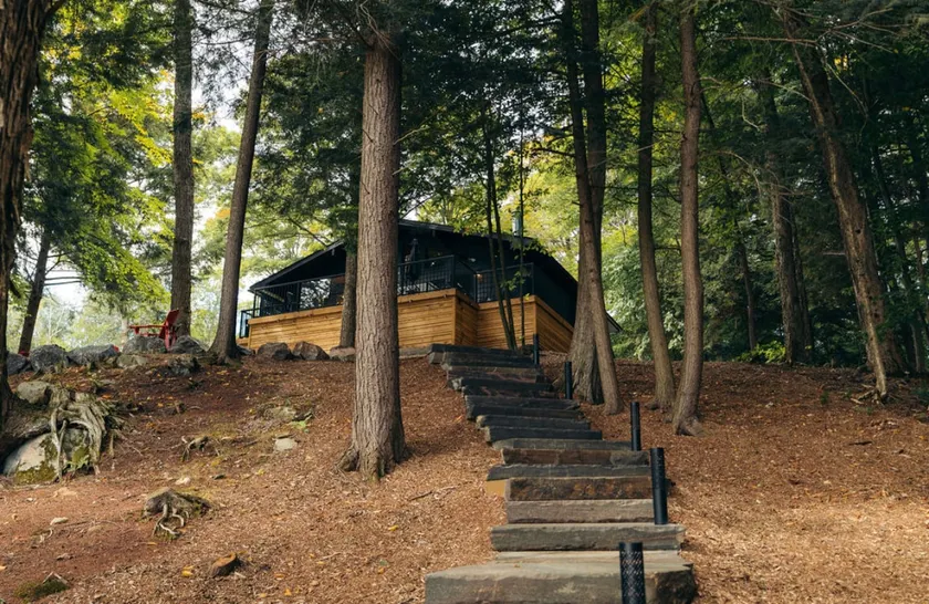 Waterfront Modern Cottage w/Sauna & Large Dock - Image 1