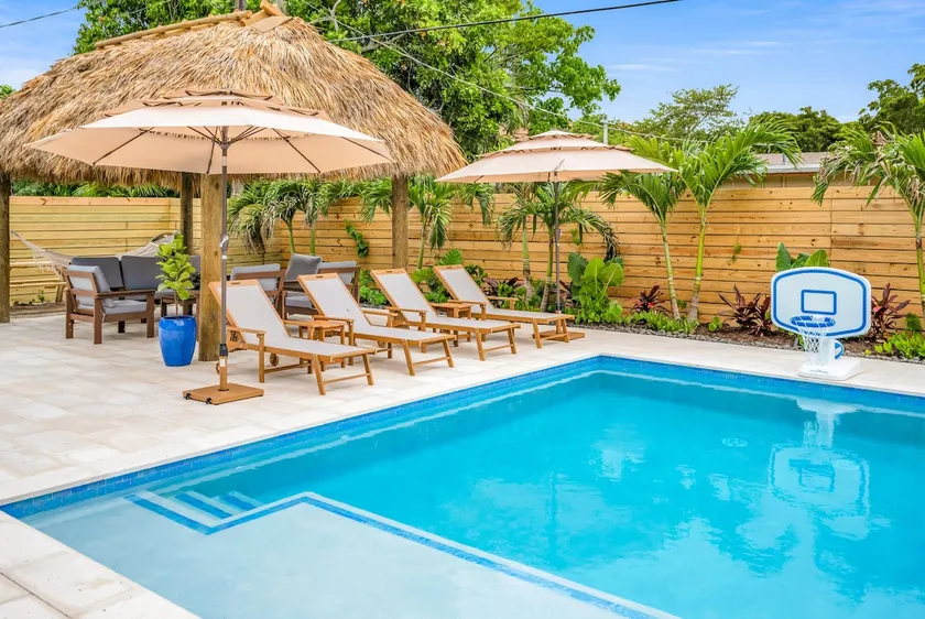 Island Vibe's Retreat | Pool, Tiki & Cold Plunge - Image 1