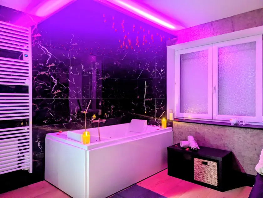 Le Concept - Romantic Suite Apartment - Image 1