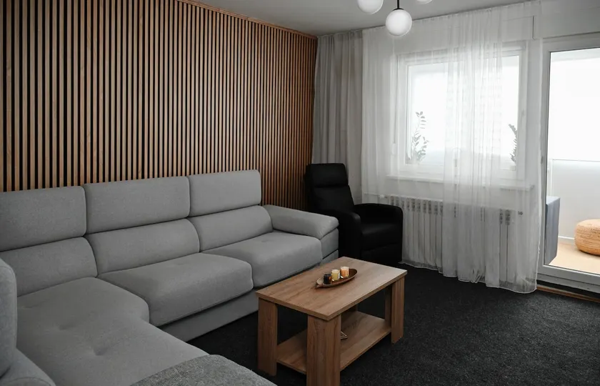 Apartment Shine Kula - Image 1