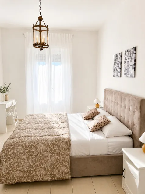 Marco Polo Apartment - Image 1