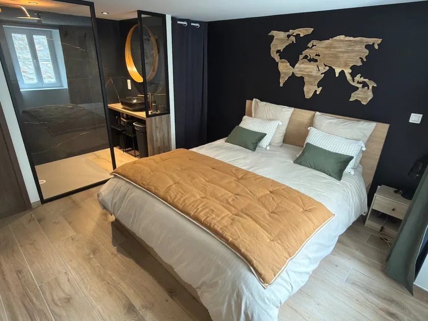 Stylish and designer accommodation - Image 1