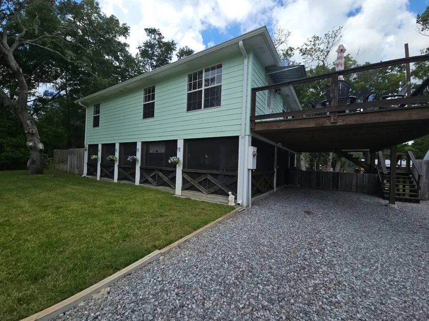Chassahowitzka River House - Image 1