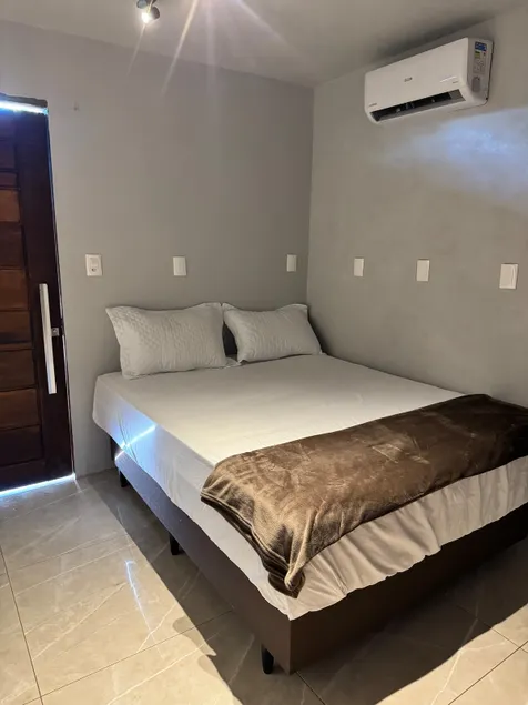 Room 11 - Image 1
