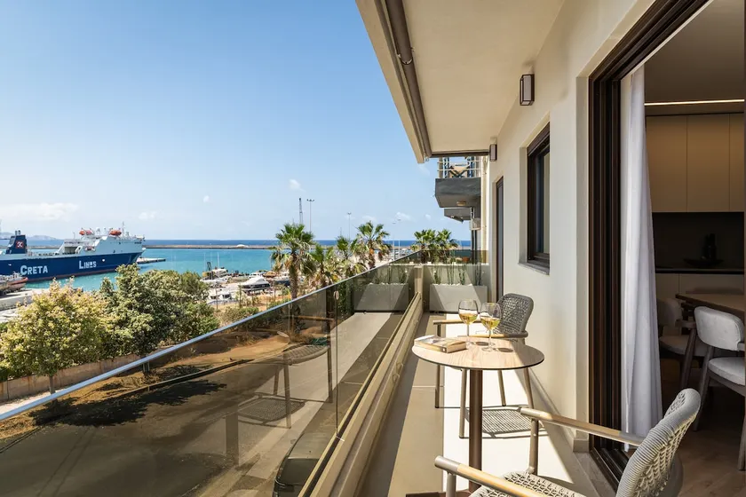 Twelve Luxury Living with SeaView by 8essentially - Image 1