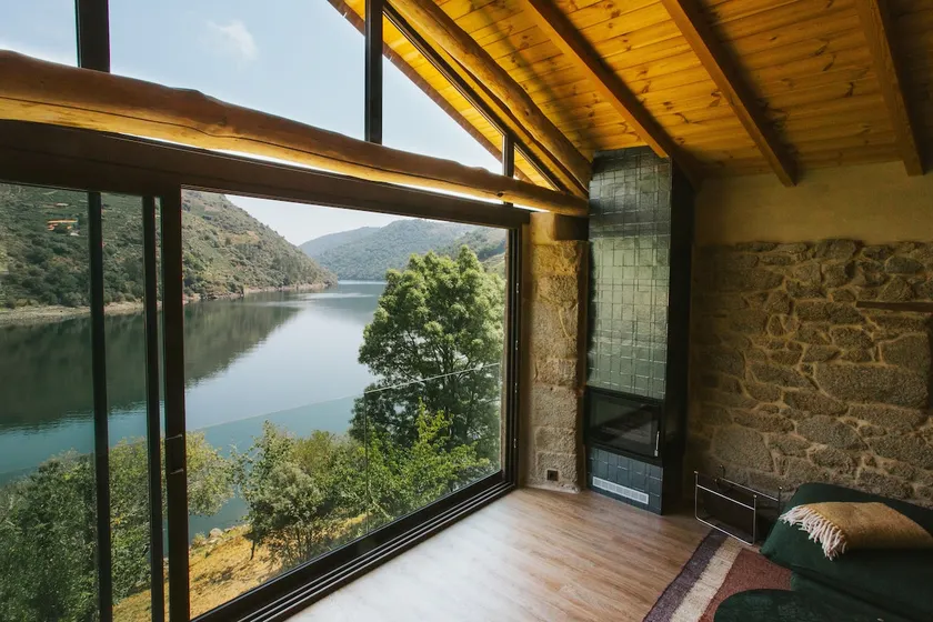 Sleep on the banks of the Sil in the heart of Ribeira Sacra - Image 1