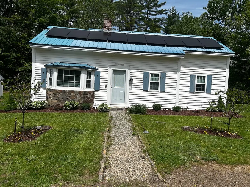 Charming 3 bedroom with lake access - Image 1