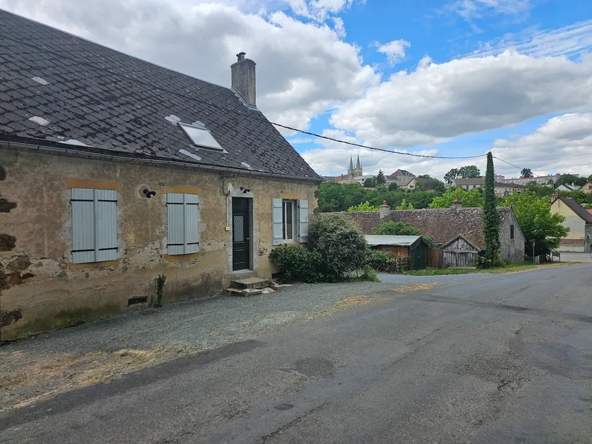 25 min from Le Pal Park, 1 km from the center of Bourbon-Lancy - Image 1